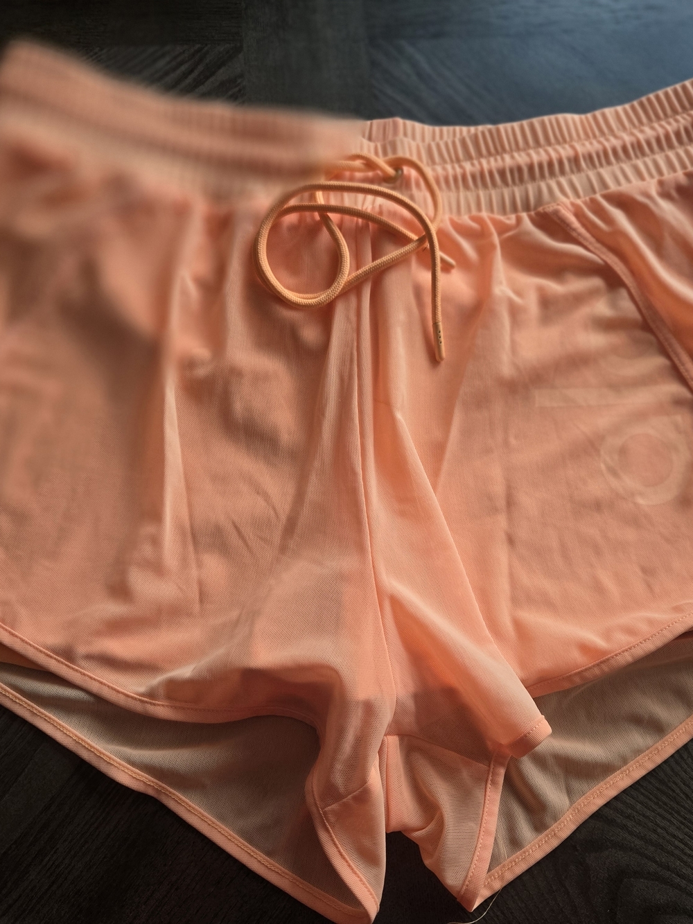 Alo Yoga Ambience Short in orange sz LARGE - Picture 2 of 6